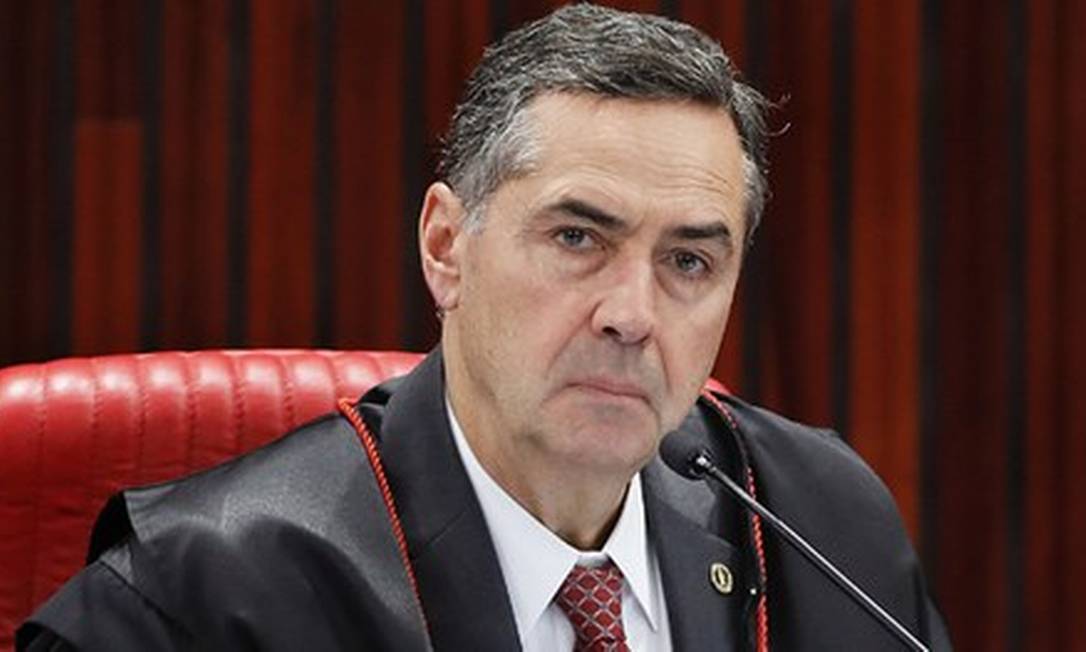 Irritado, Barroso dispara contra Bolsonaro: “As pessoas de bem sabem quem é o farsante”