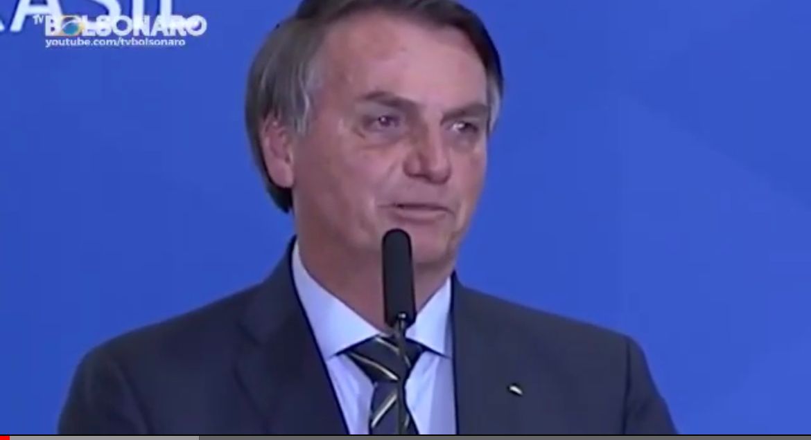 “Brasileiros, o meu sonho é o de vocês”, declara Bolsonaro; assista