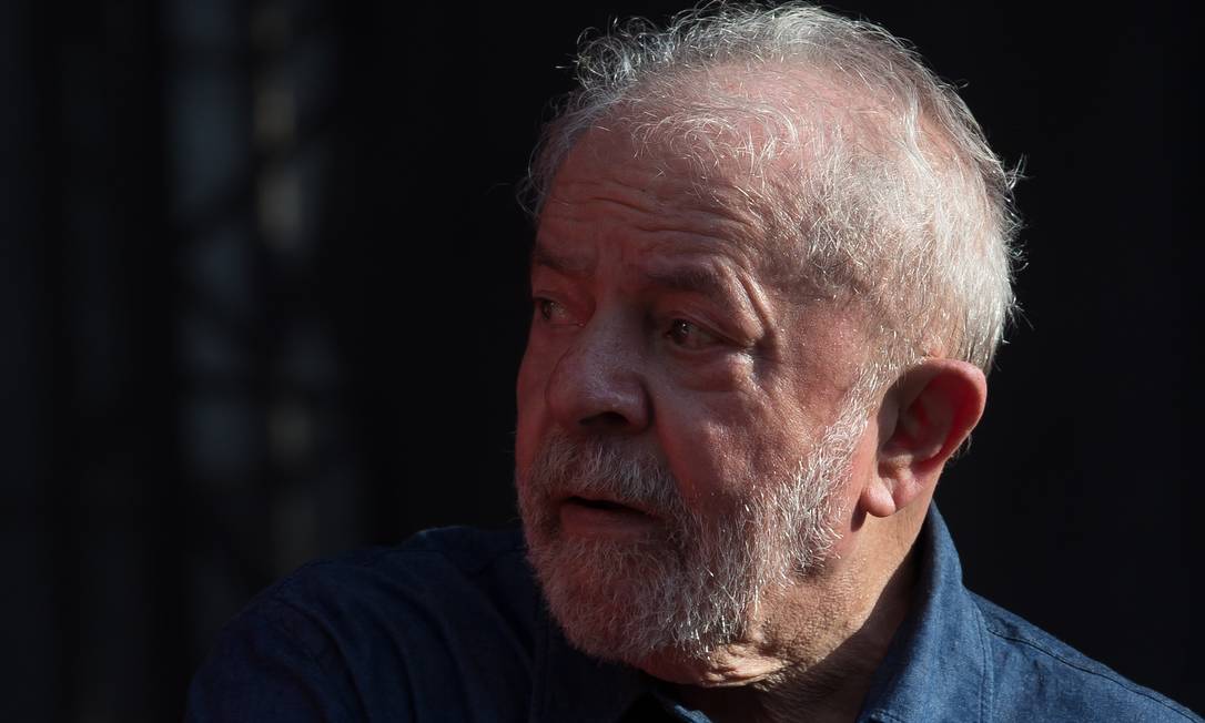 PT debate nova comunicação para campanha de Lula