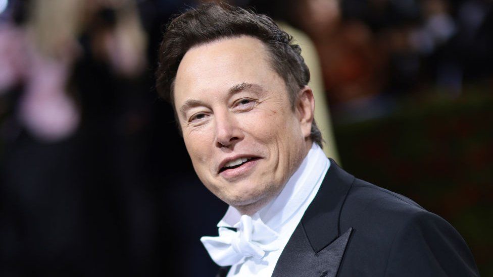 Elon Musk ameaça desistir de compra do Twitter