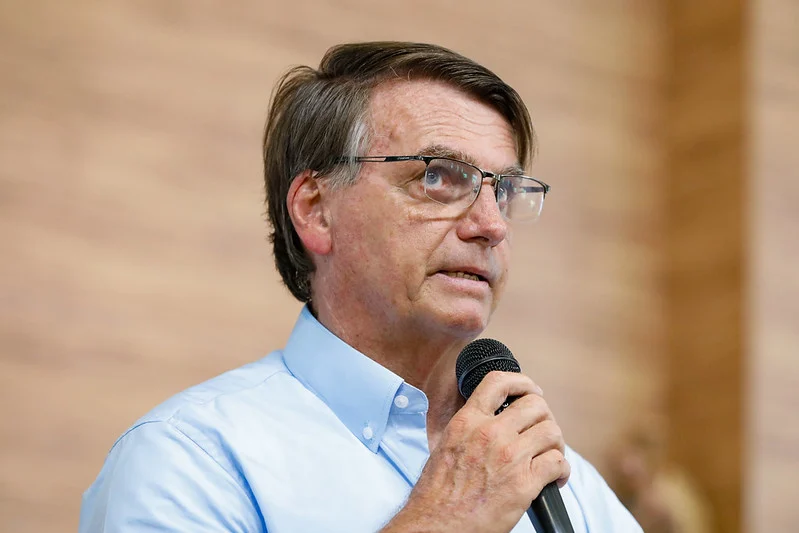 ‘Se o Lula for, eu vou com ele’, diz Bolsonaro sobre participação em debates no primeiro turno