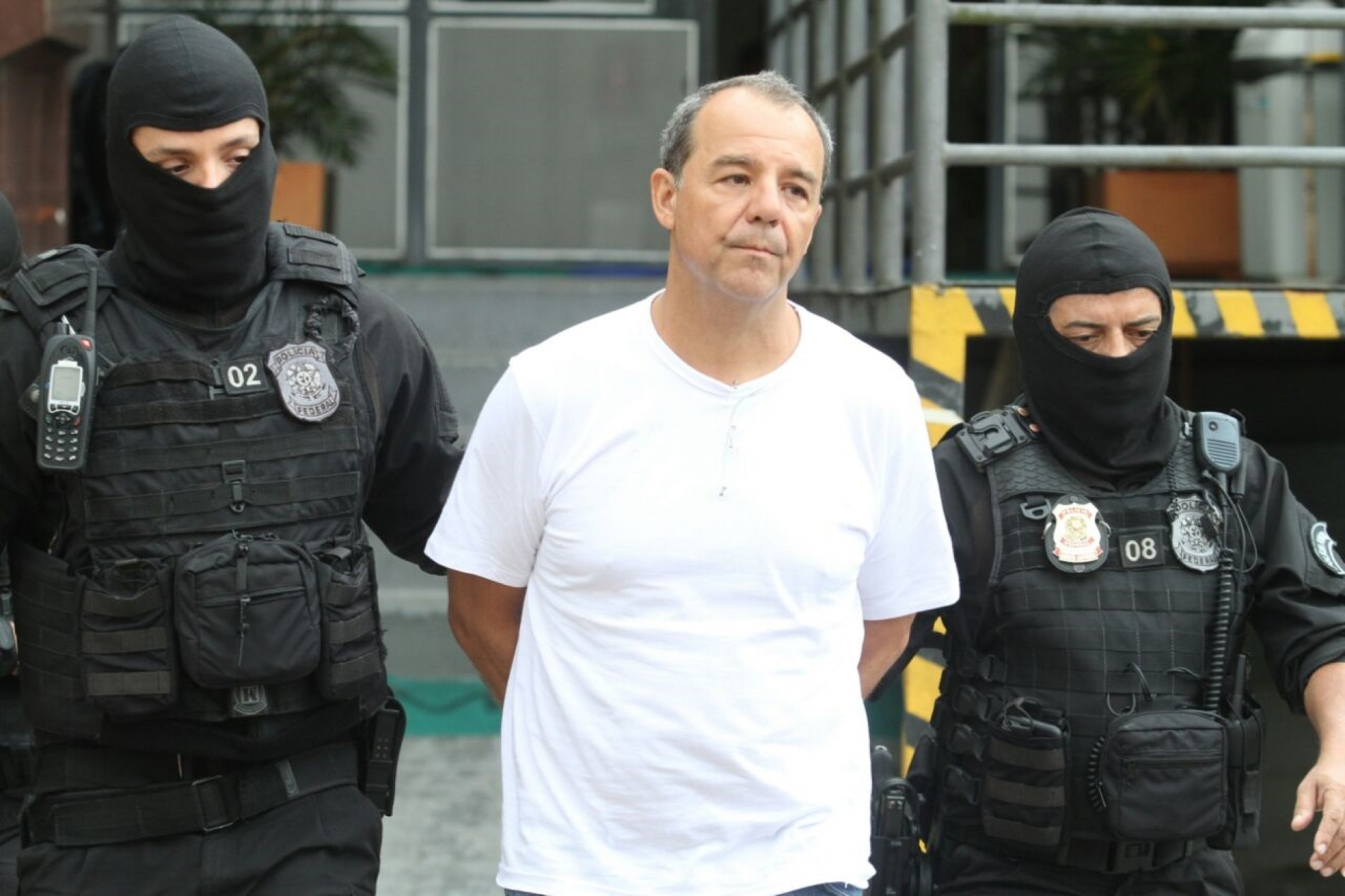 Justiça condena Sérgio Cabral a devolver R$10 milhões ao Estado