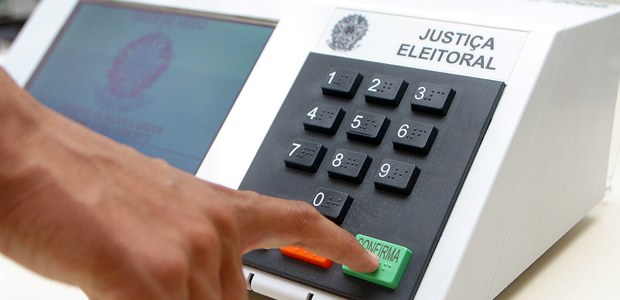 TSE começa a convocar mesários voluntários para as eleições