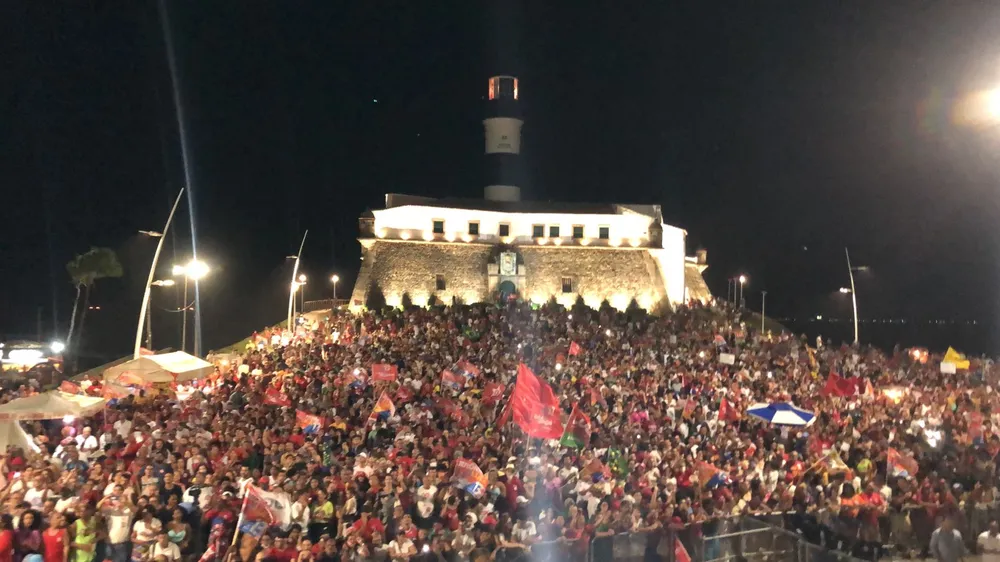 Lula cumpre agenda de campanha em Salvador 