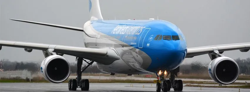 Doze pessoas ficam feridas durante turbulência em avião com destino à Argentina
