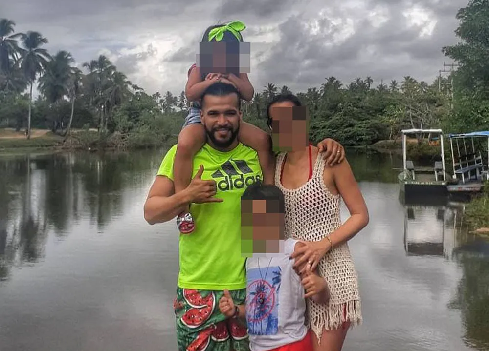 Turista de Goiás desaparece em mar de Guarajuba ao tentar resgatar filho de afogamento