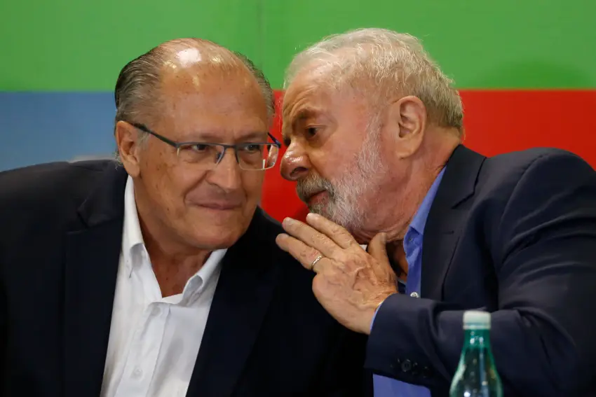Por unanimidade, TSE aprova contas da campanha de Lula e Alckmin