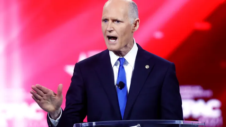 Bolsonaro pode ficar o tempo que quiser na Flórida, diz Rick Scott