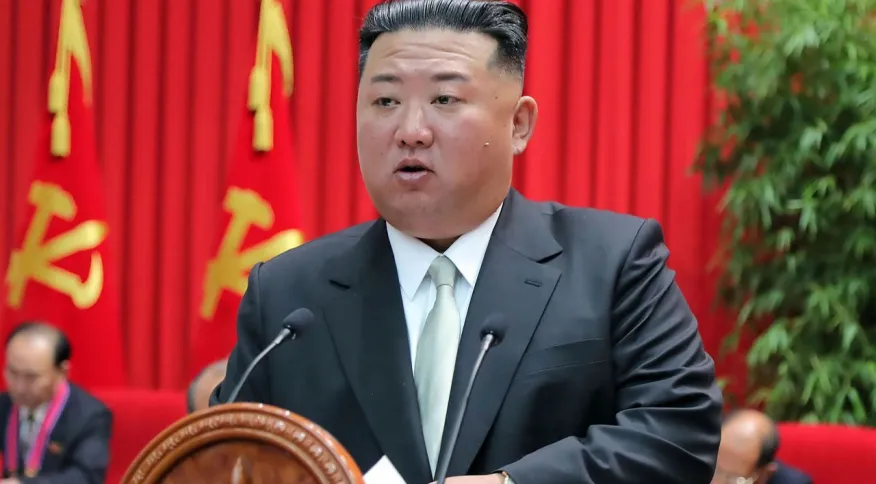 Coreia do Norte lança dois mísseis balísticos na costa leste da península coreana