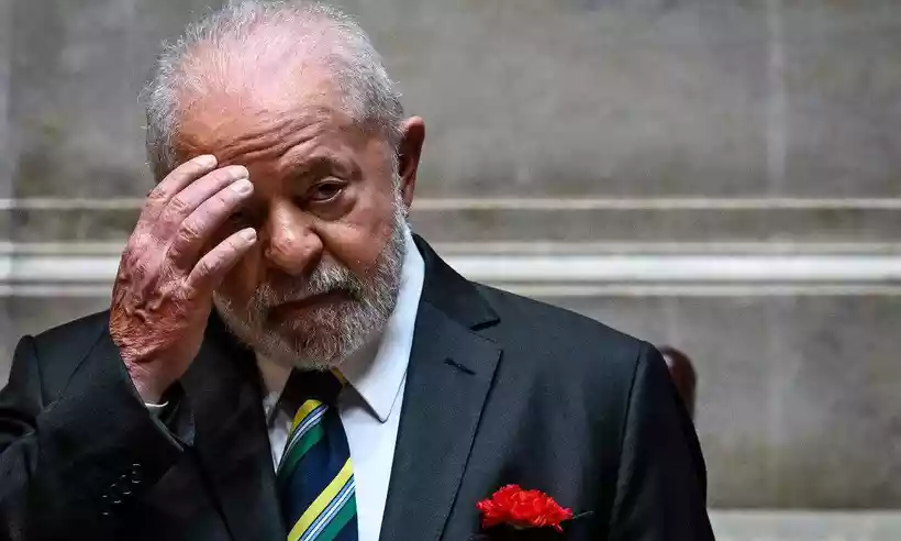 Lula está ansioso e triste com dificuldades para governar, dizem auxiliares do presidente