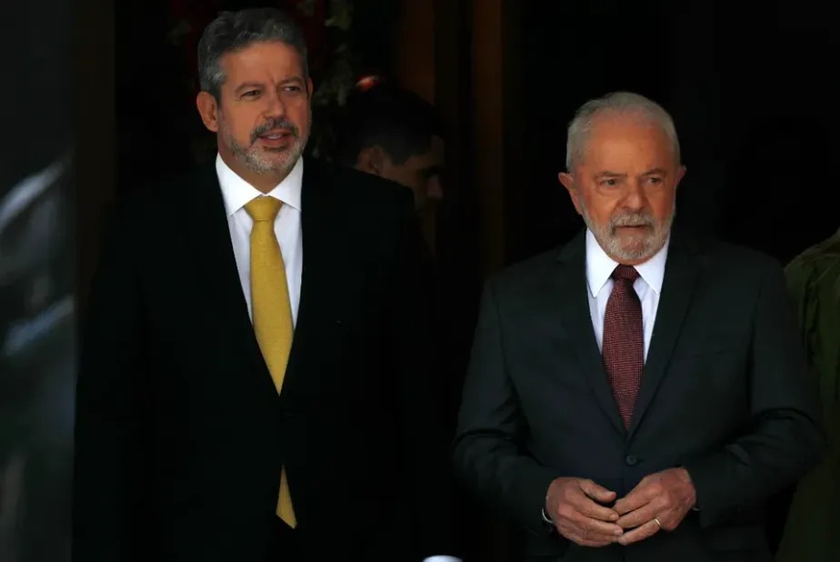 Presidente da Câmara diz que conversa com Lula foi 'amistosa'