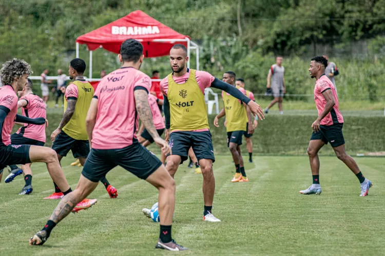 Sem Matheusinho, Vitória treina em dois períodos no Barradão