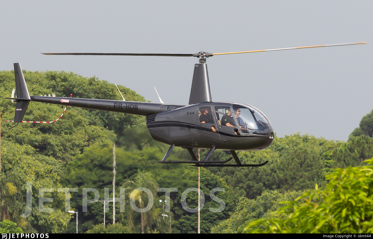 Helicóptero com destino a Ilhabela desaparece na véspera do Ano Novo