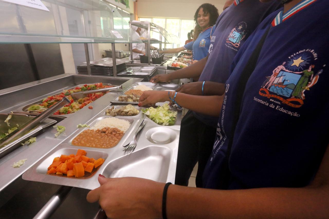 Em 2024, Bahia mantém 100% das escolas estaduais com acesso à água potável