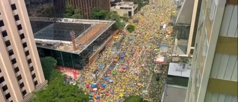 Brado Rádio transmite ao vivo a manifestação na Av. Paulista