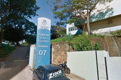  Homem armado invade campus da Universidade Federal da Bahia