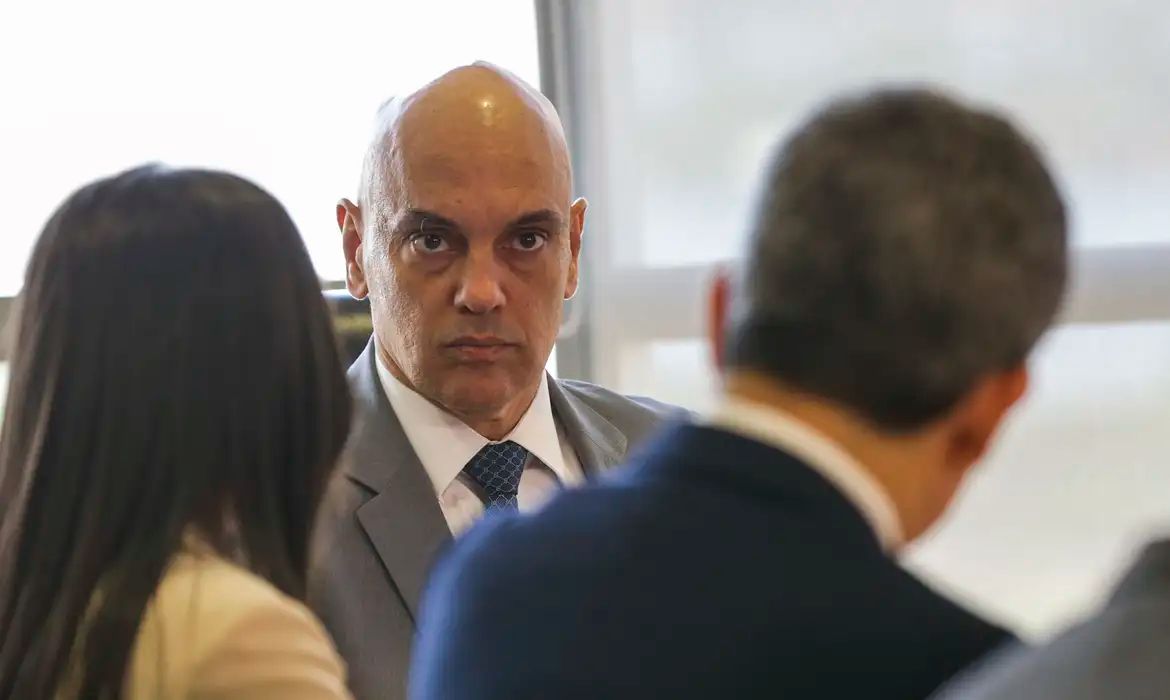 Moraes revoga medidas cautelares de réu absolvido do 8 de Janeiro