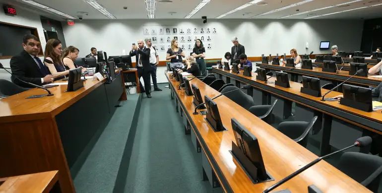 Conselho de Ética sorteia novos nomes para relatar processo que pode cassar Chiquinho Brazão