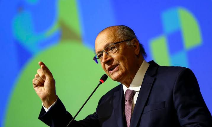 Oportunidade de fazer o “L”, diz Alckmin sobre Dia da Libras