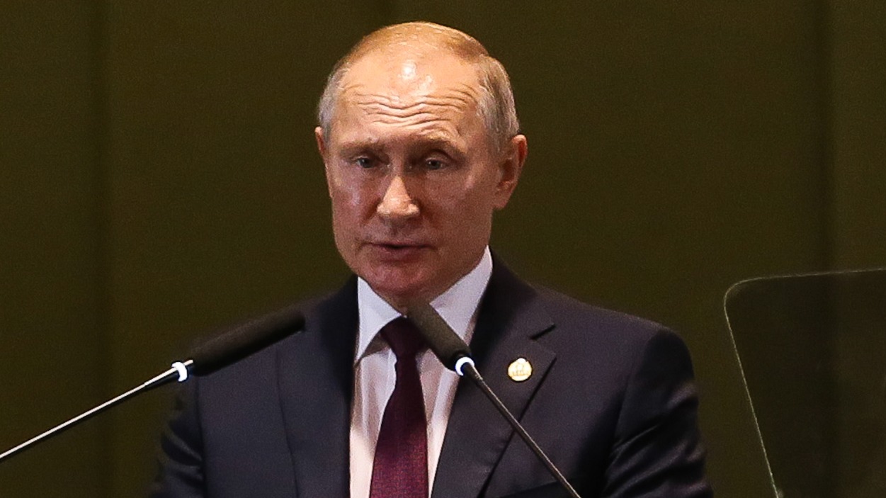 Vladimir Putin é reeleito presidente da Rússia 