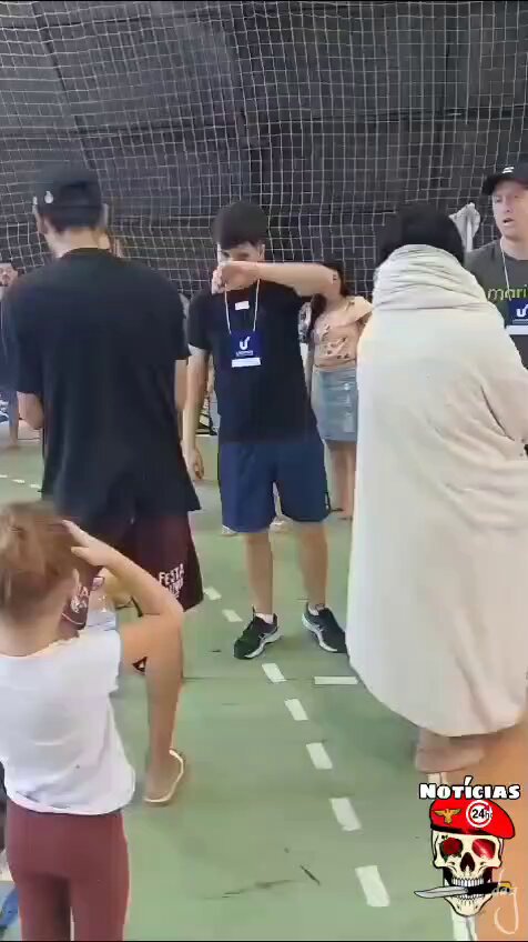 Casal é flagrado fazendo sexo em abrigo no RS
