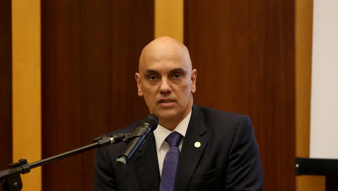 8/1: Moraes mantém prisão de idosa