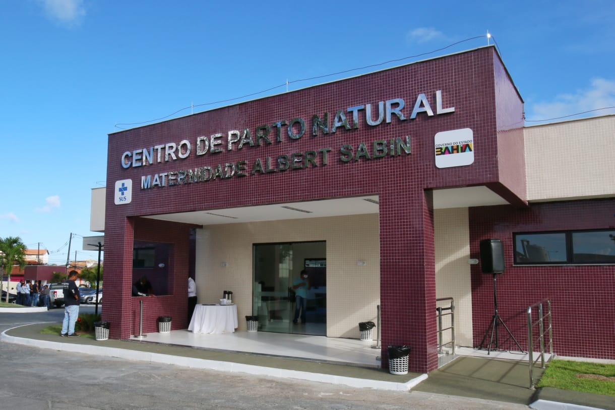 Mulher denuncia maternidade de Salvador por violência obstétrica após morte de bebê