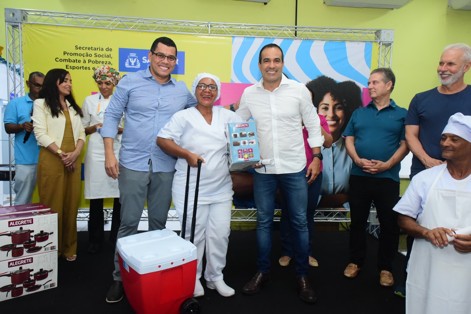 Prefeitura forma 80 novos profissionais através de capacitações oferecidas pelo programa Vida Nova