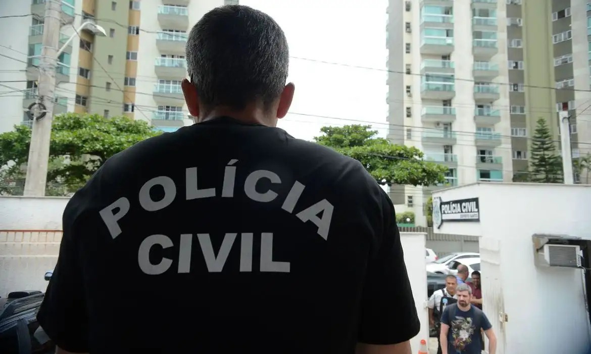 Polícia Civil investiga esquema de desvio de recursos envolvendo ex-diretores de empresas do Grupo Band