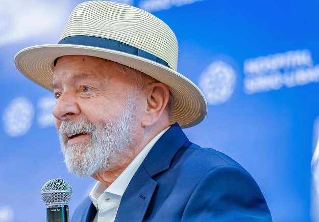 Após alta hospitalar, Lula permanece em São Paulo e aguarda novos exames para retomar atividades