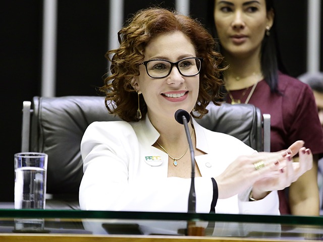  Zambelli confirma presença na posse de Trump