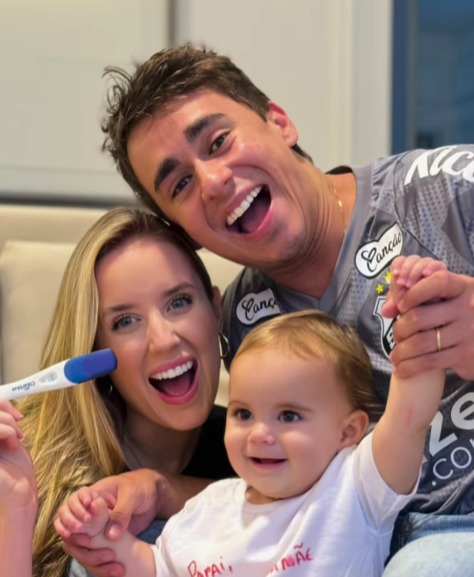 Nikolas Ferreira anuncia chegada de segundo filho com esposa 