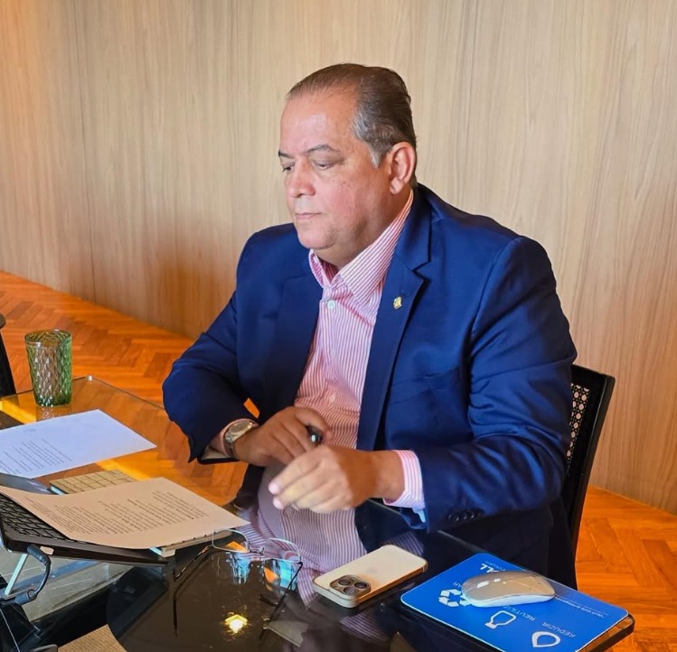 Relatório do Coaf cita repasse da Construservice para empresa ligada a Eduardo Gomes