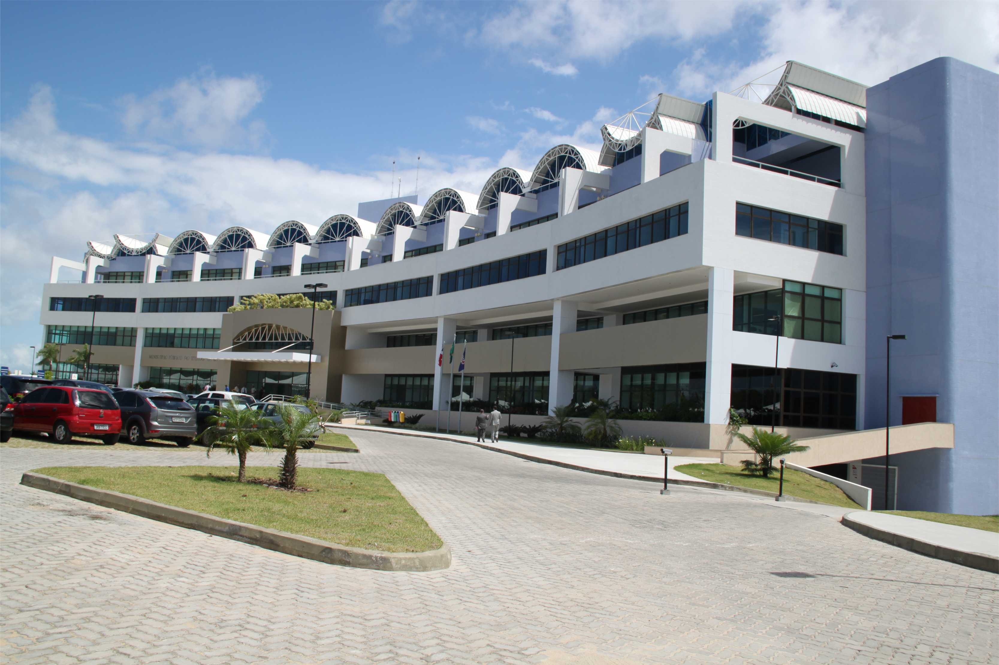 Grupo é alvo de operação do MP-BA por fraude em reembolsos de serviços médicos e fisioterápicos