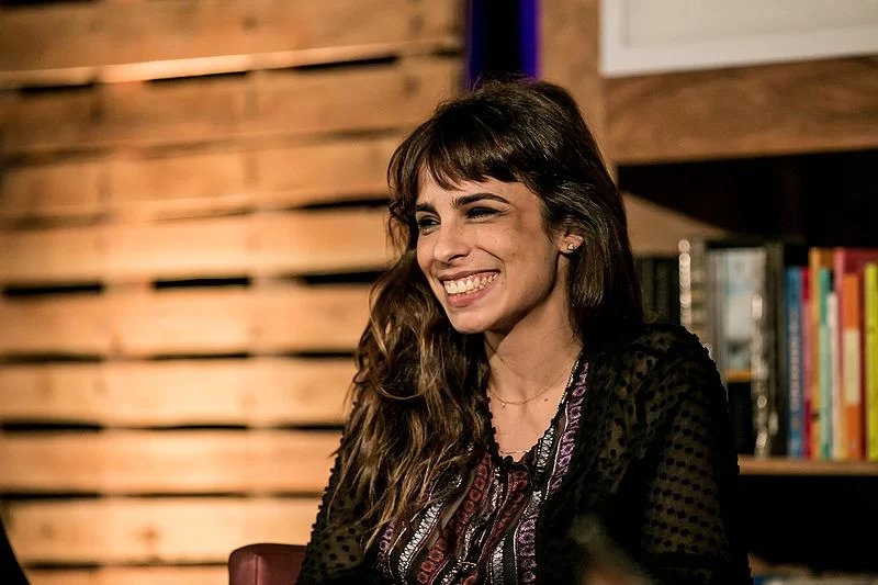 Atriz é assaltada e sofre prejuízo de R$ 30 mil em transferências bancárias