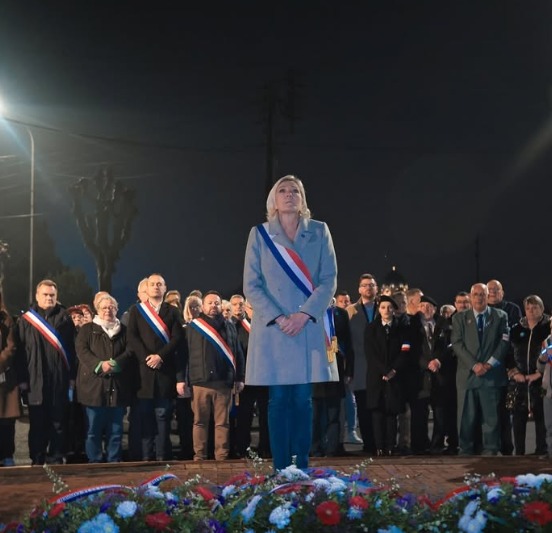 Marine Le Pen é condenada por desvio de recursos e torna-se inelegível