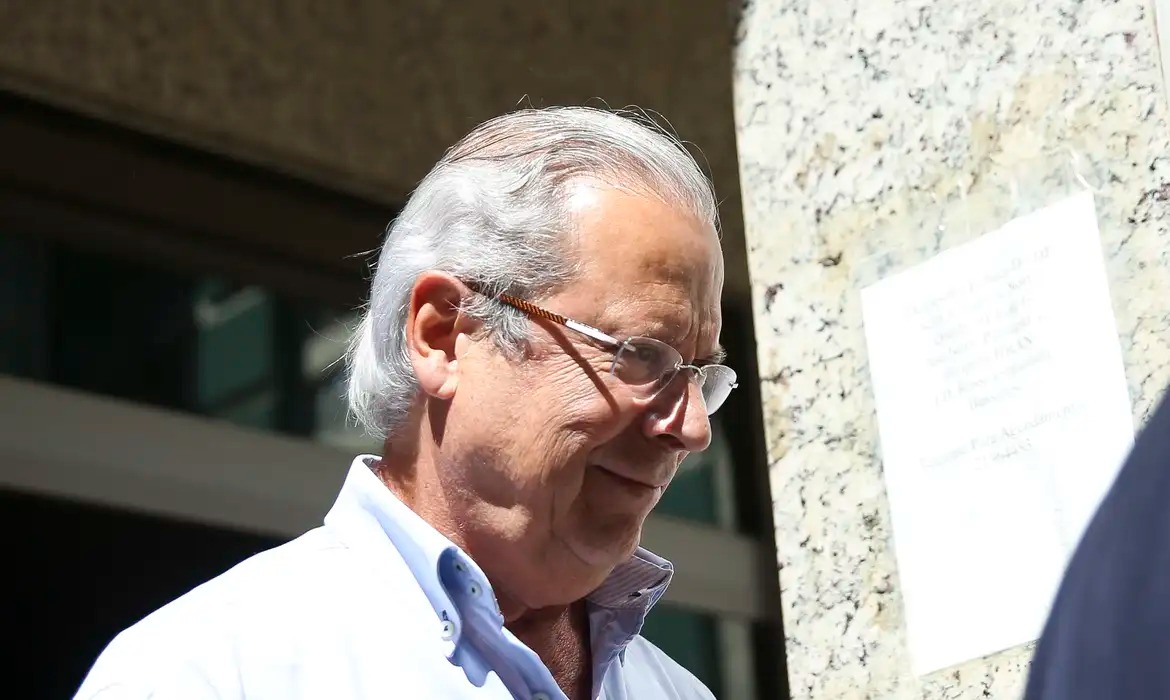 José Dirceu fala sobre presença de petistas ligados ao mensalão no partido