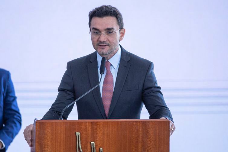 Celso Sabino diz que maioria do União Brasil apoiará reeleição de Lula em 2026