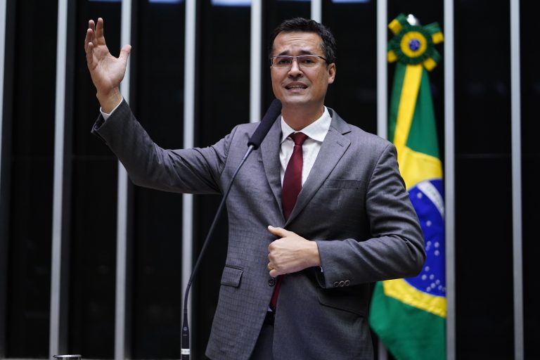 Partido Novo aposta em Dallagnol para o Senado