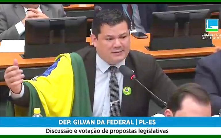 PF avalia investigar deputado por fala sobre Lula