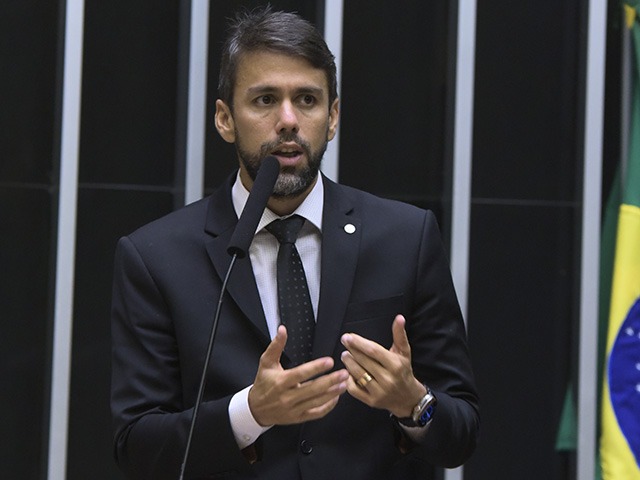 Pedro Lucas avalia convite para Ministério das Comunicações e diz que decisão será “coletiva”