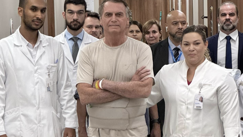 Jair Bolsonaro segue internado em Brasília sem previsão de alta