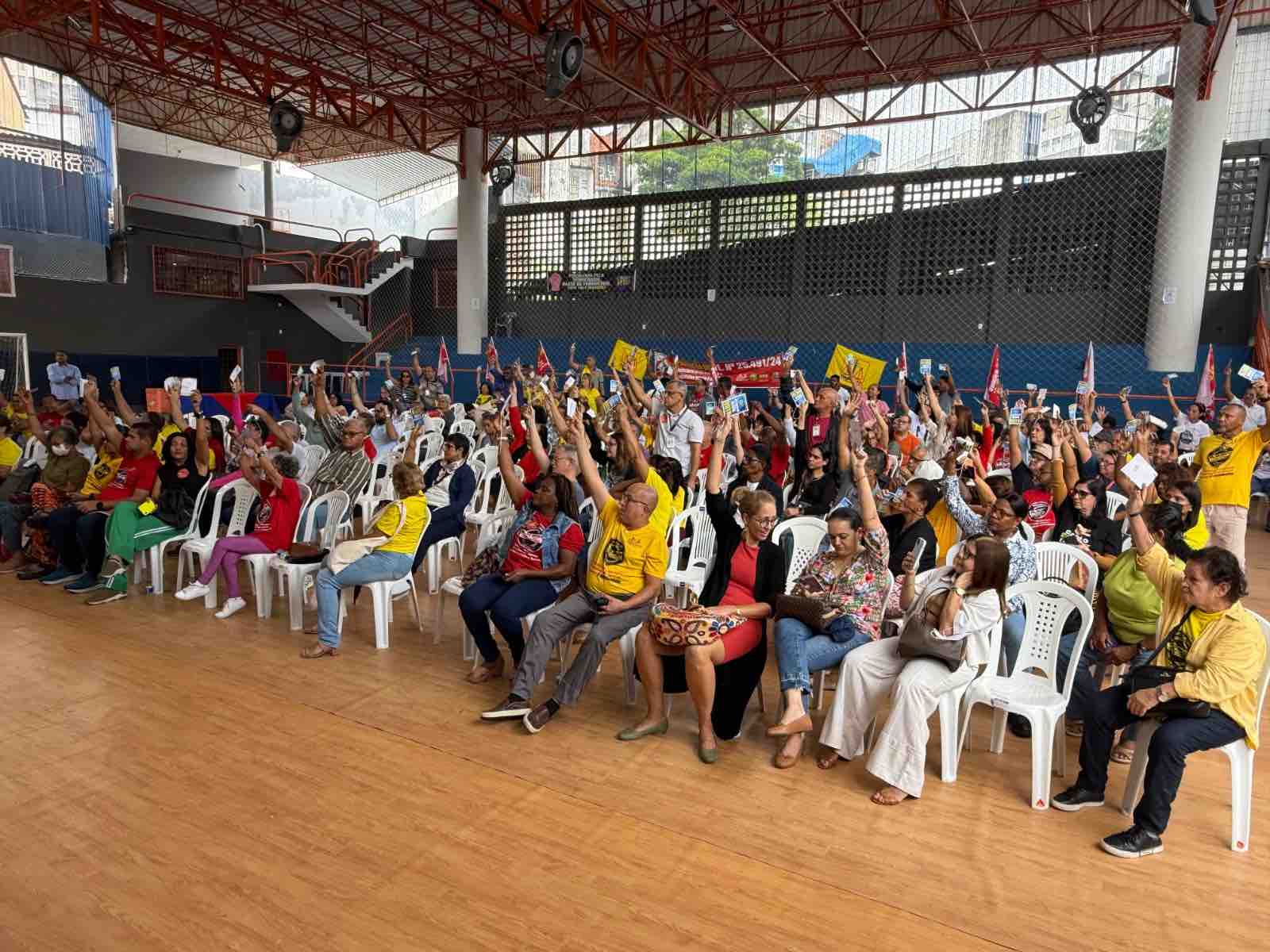 Servidores do Judiciário baiano entram em greve por tempo indeterminado a partir de segunda