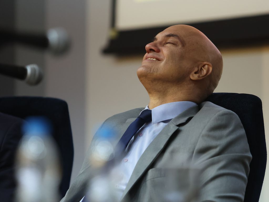 Moraes rejeita pedido de Bolsonaro para adiar depoimentos em inquérito sobre golpe