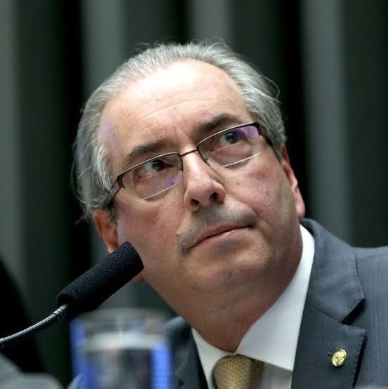 Eduardo Cunha pediu a Mauro Cid intervenção de Bolsonaro junto à AGU