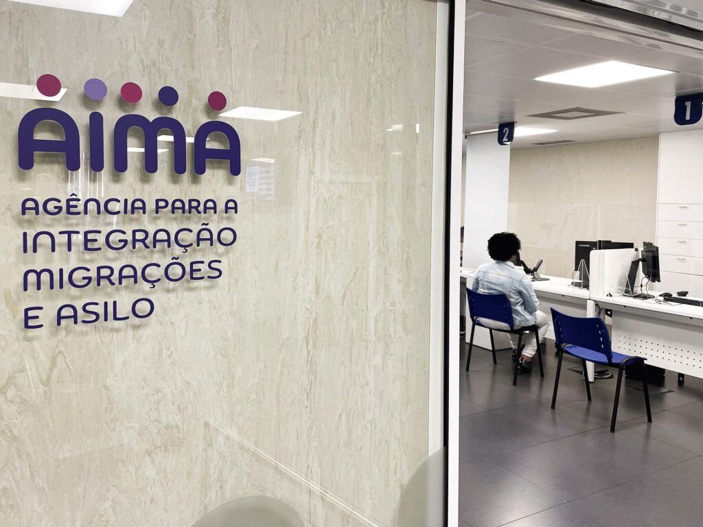 Portugal determina saída de 5.386 brasileiros em nova política migratória
