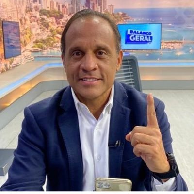 José Eduardo pede demissão da Record Bahia após 17 anos de emissora