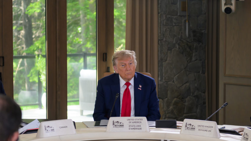 Trump critica Israel e Irã por quebra de cessar-fogo