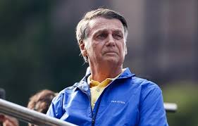 Bolsonaro suspende agenda e entra em repouso por problemas de saúde