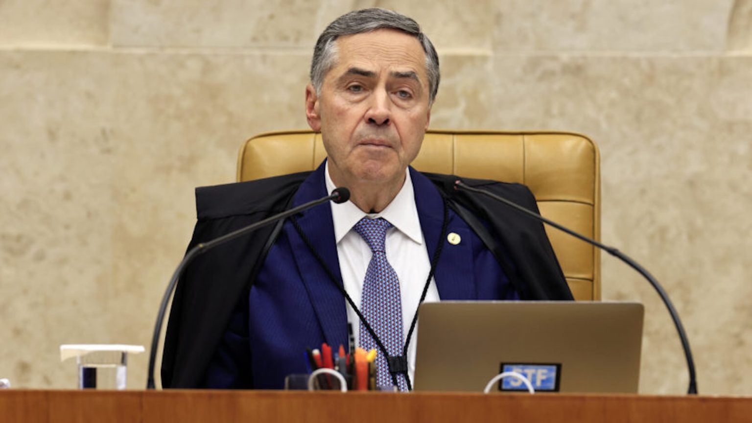 Ministro Barroso destaca papel do STF na defesa da democracia